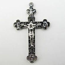 Crucifix small